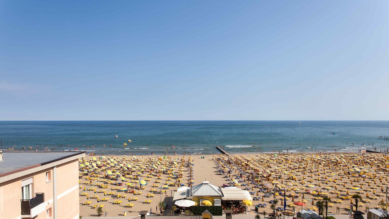 Hotel Rosanna 3 Stelle Superior Лидо-ди-Езоло Экстерьер фото